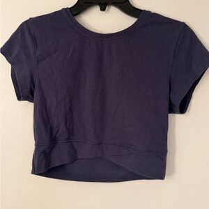 Cropped cross workout top